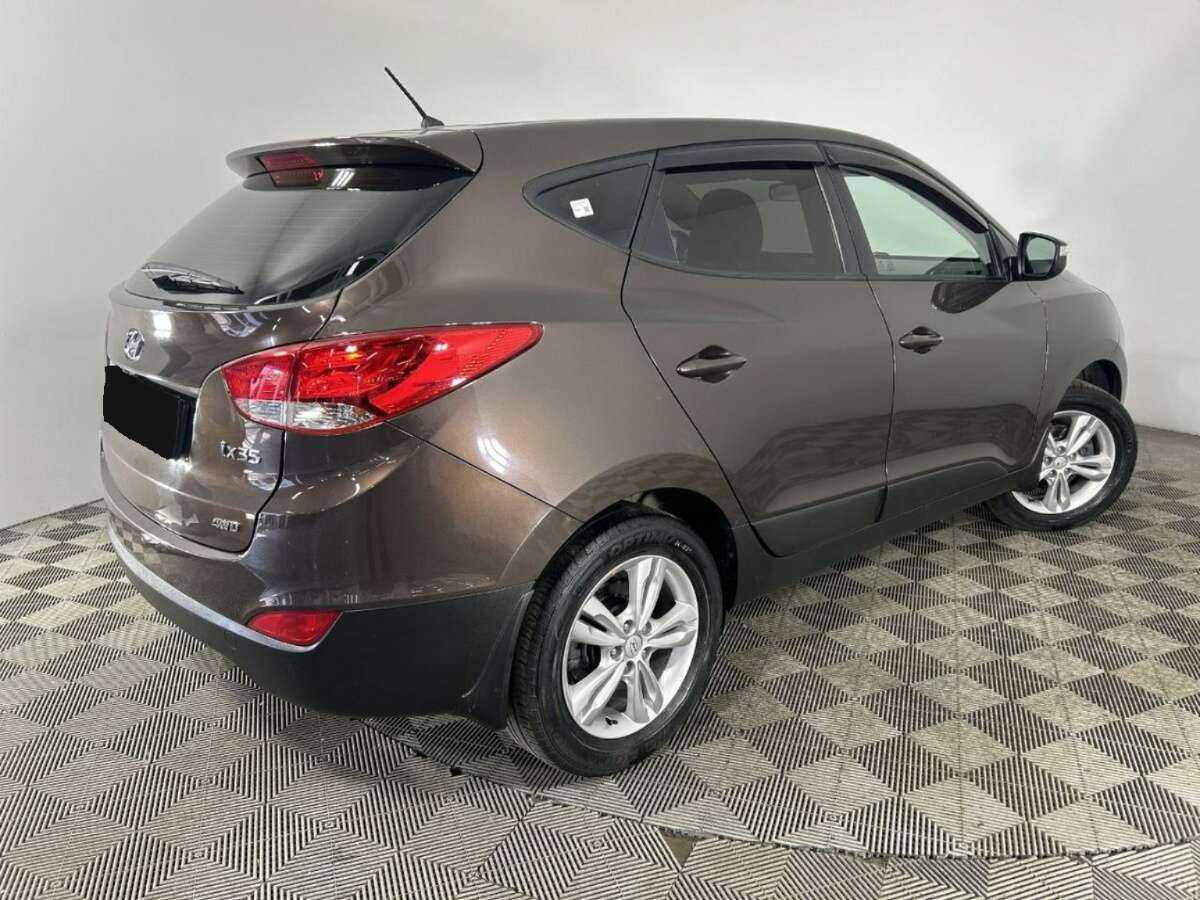 Купить Hyundai ix35 с пробегом. Фото: #5