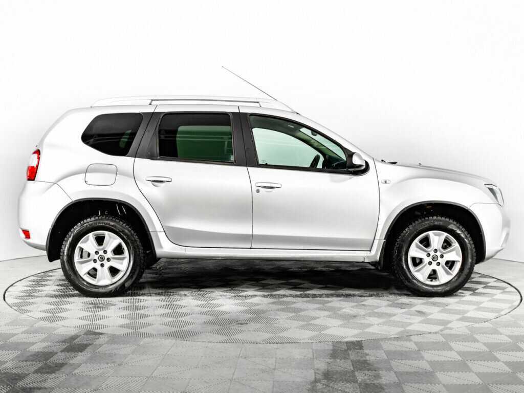 Купить Nissan Terrano с пробегом. Фото: #3