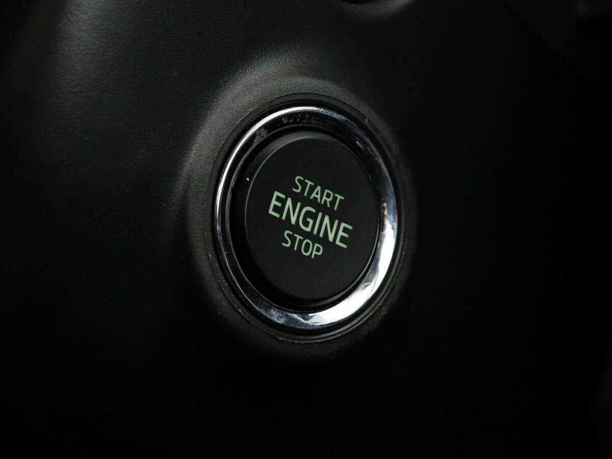 Купить Skoda Rapid с пробегом. Фото: #13