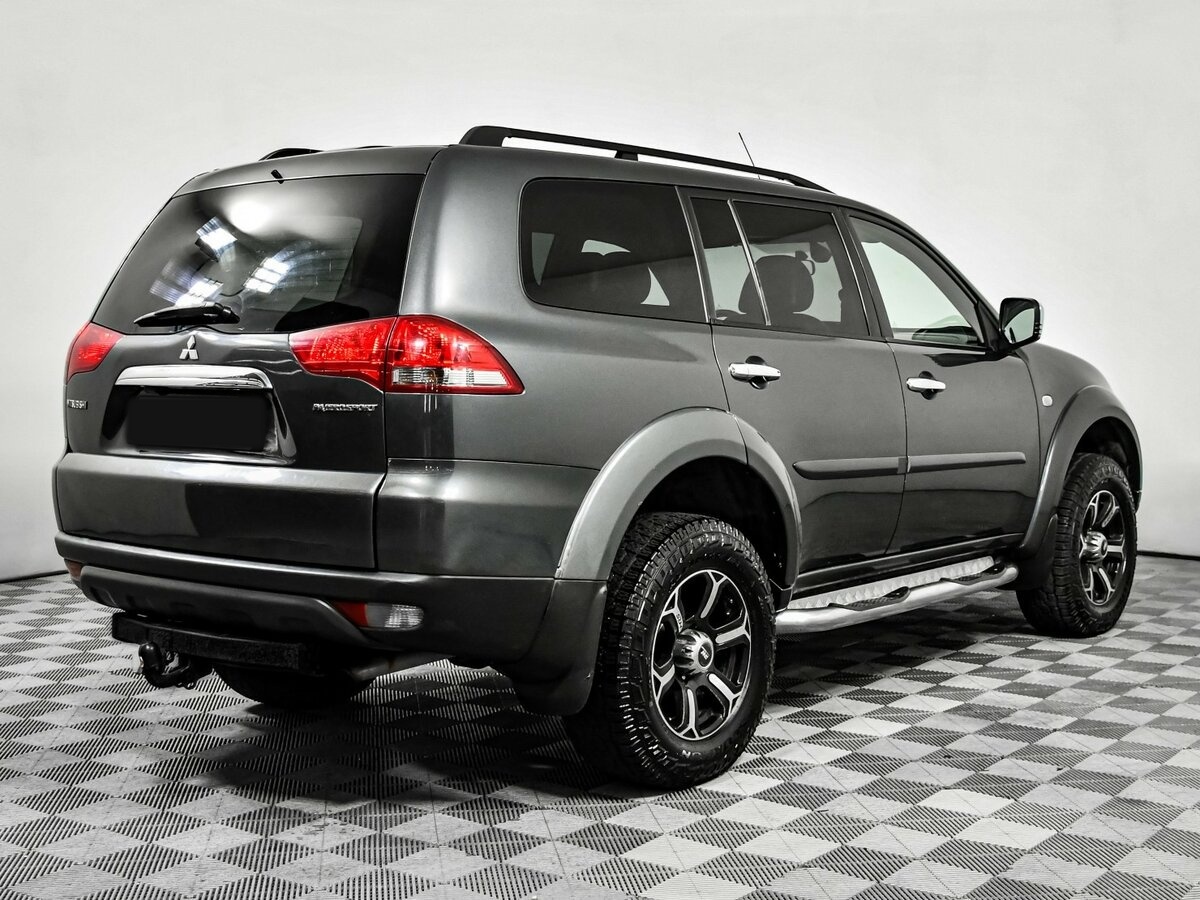 Купить Mitsubishi Pajero Sport с пробегом. Фото: #3