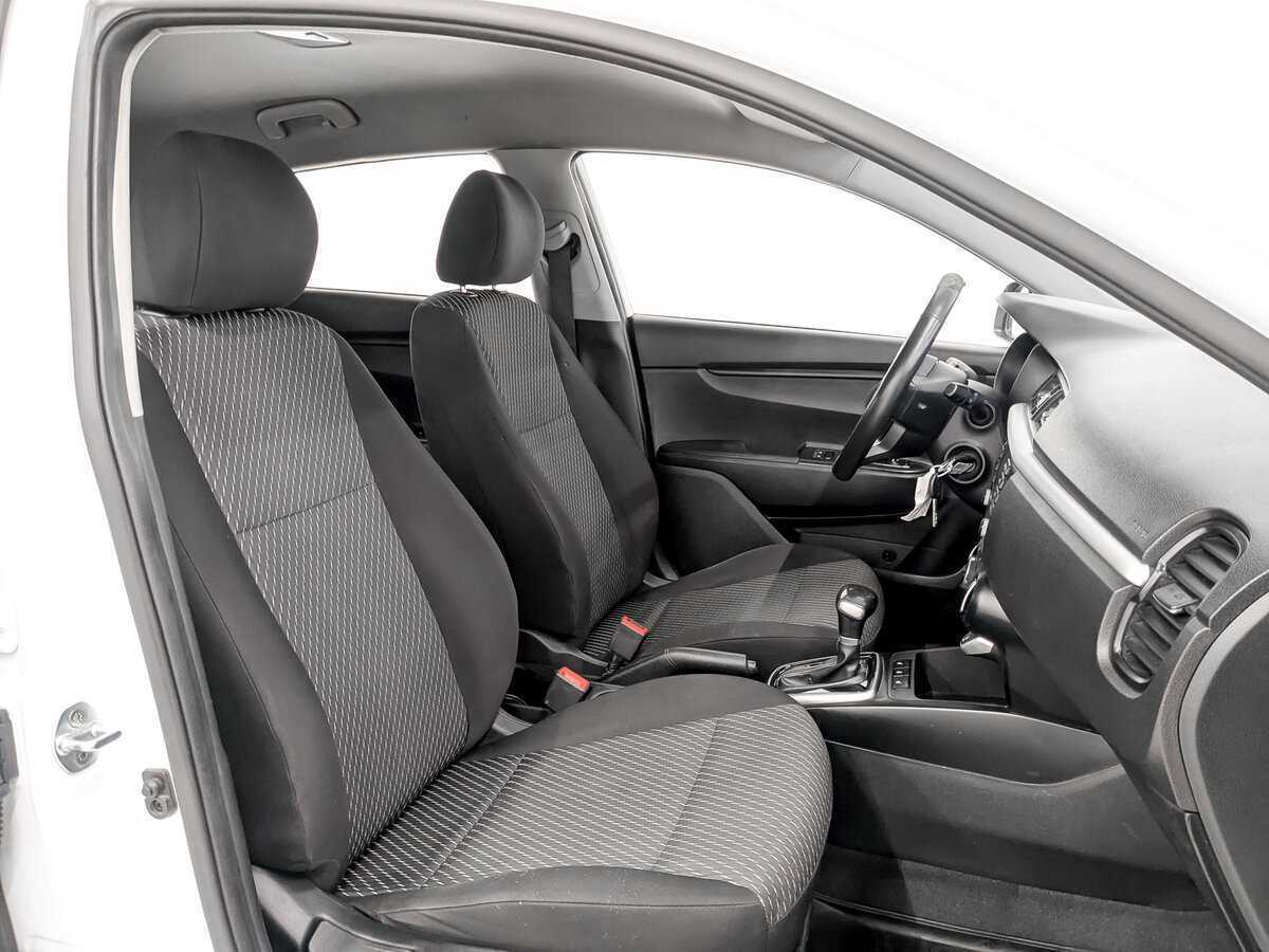 Купить Kia Rio с пробегом. Фото: #18