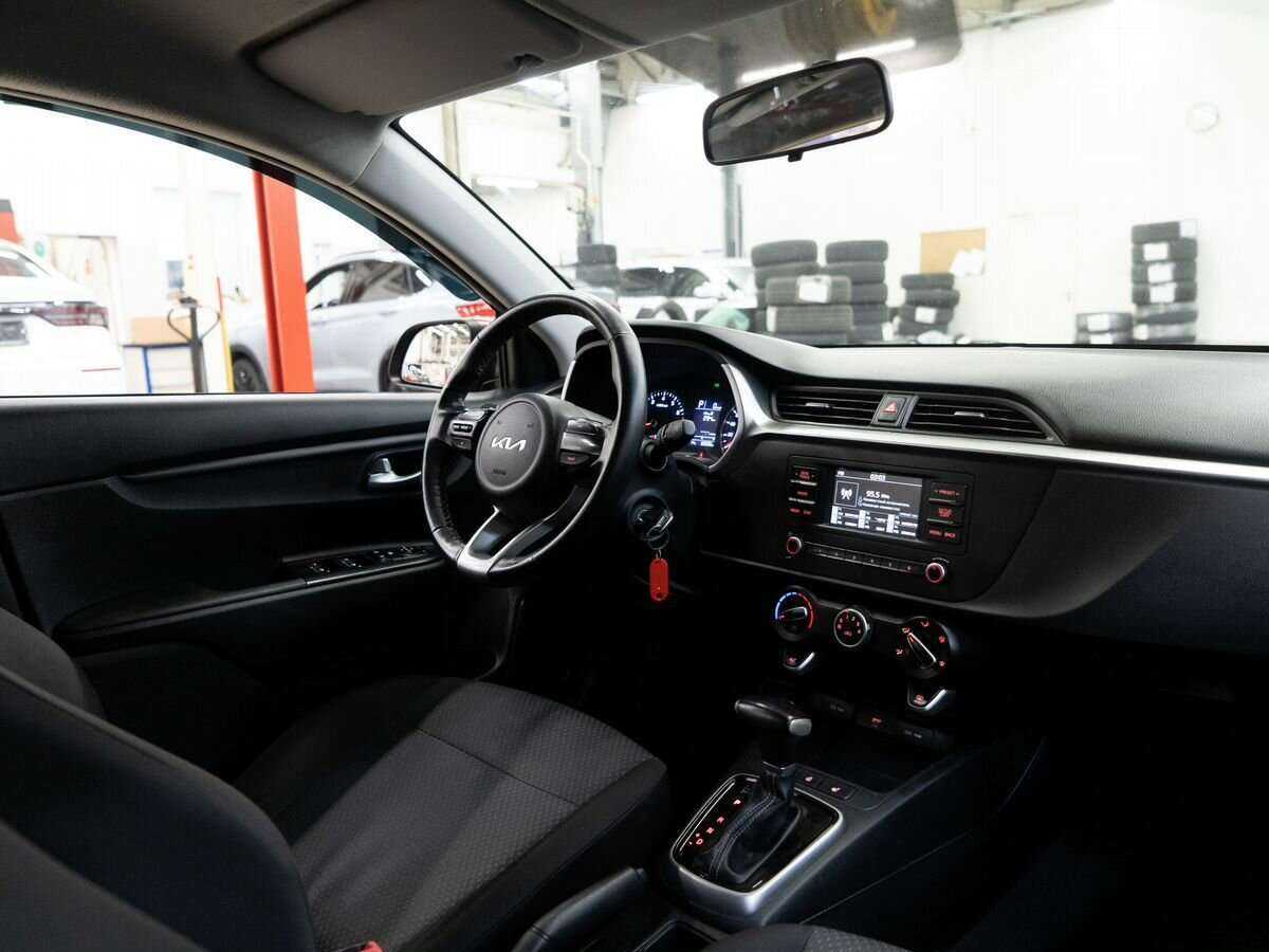Купить Kia Rio с пробегом. Фото: #15