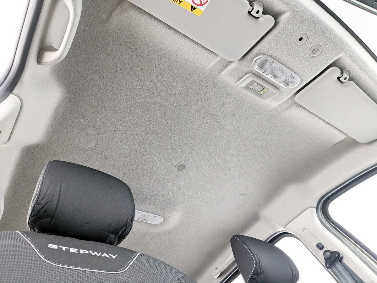 Купить Renault Sandero с пробегом. Фото: #17