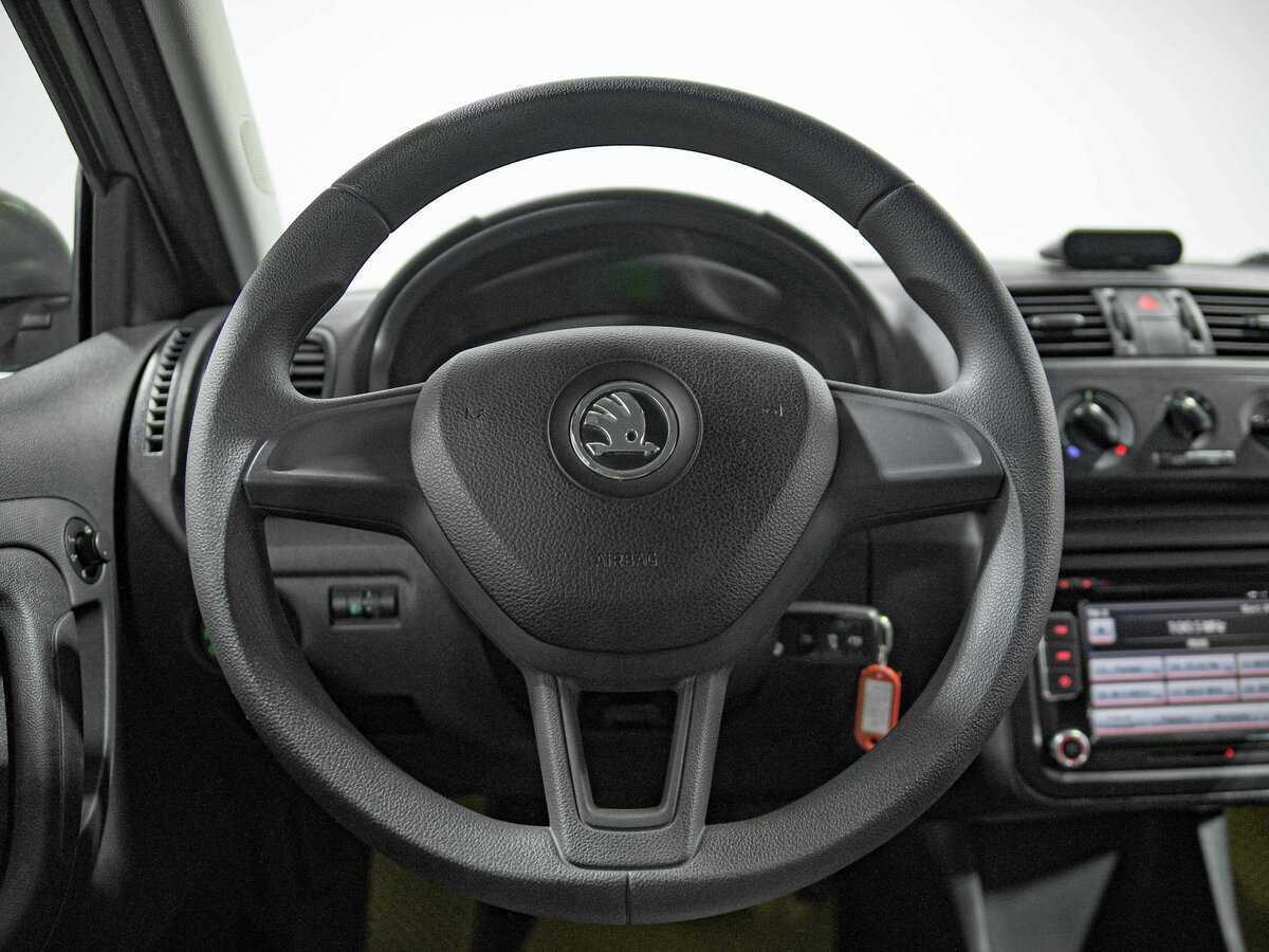 Купить Skoda Fabia с пробегом. Фото: #7
