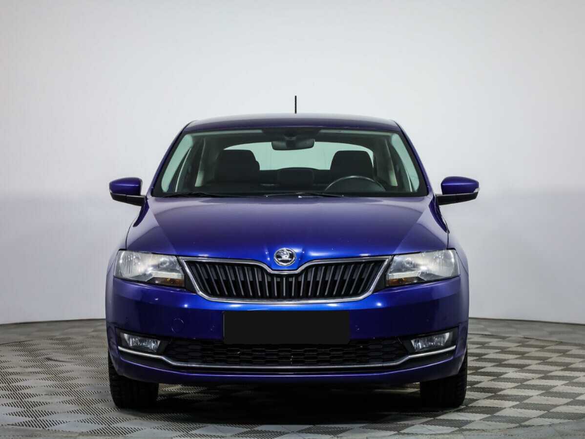 Купить Skoda Rapid с пробегом. Посмотреть фото