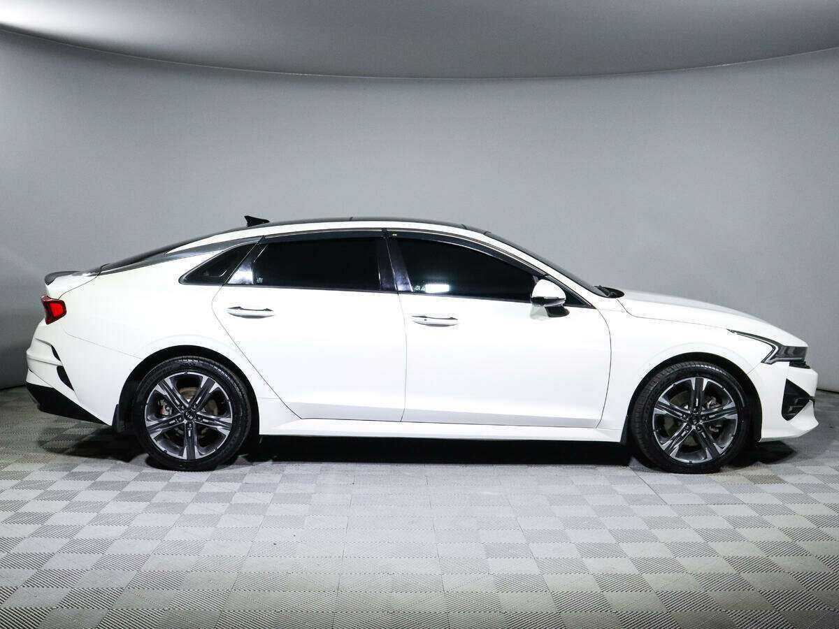 Купить Kia K5 с пробегом. Фото: #3