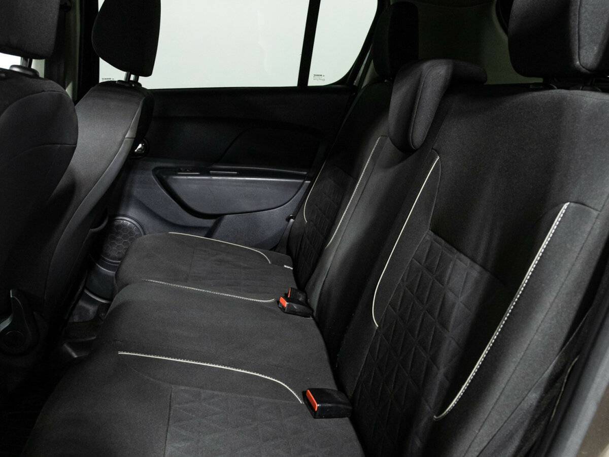 Купить Renault Sandero с пробегом. Фото: #19