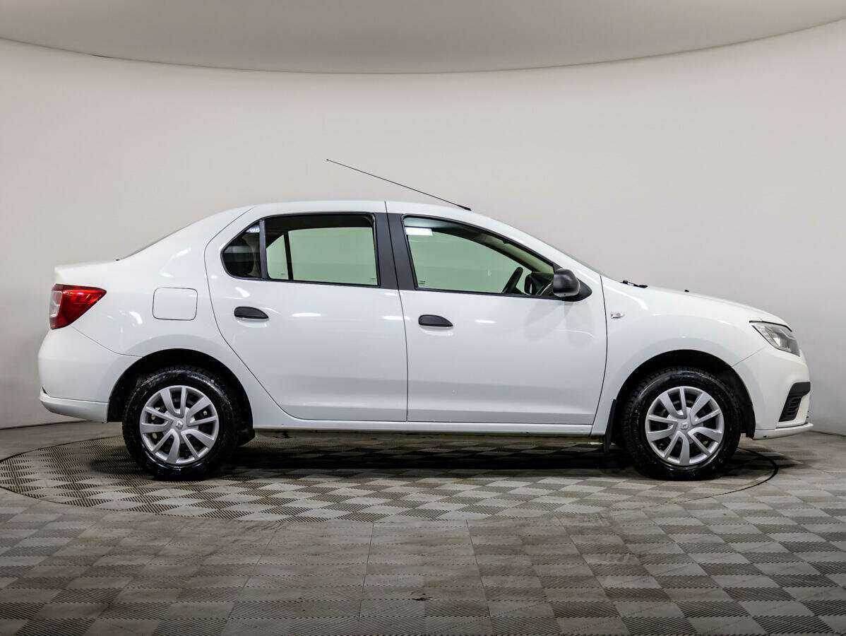 Купить Renault Logan с пробегом. Фото: #2