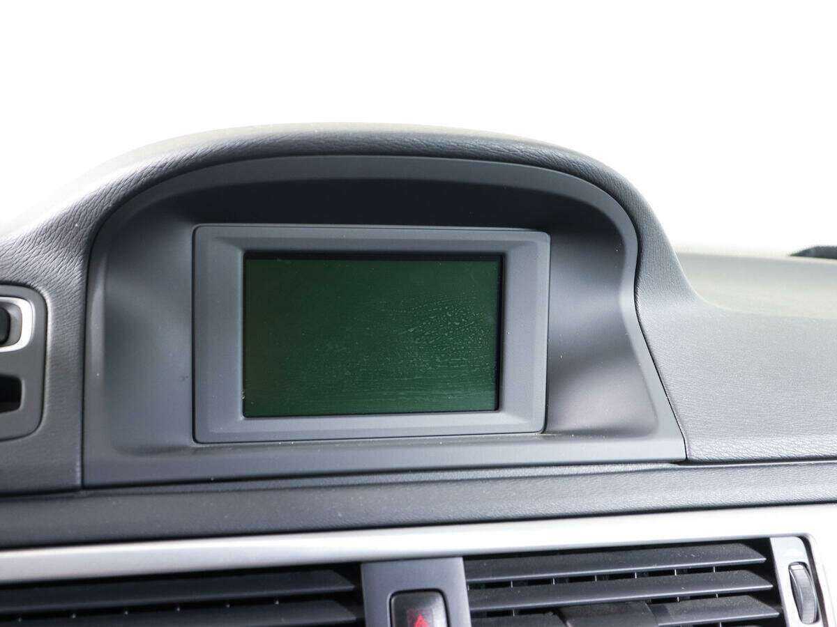 Купить Volvo XC70 с пробегом. Фото: #17