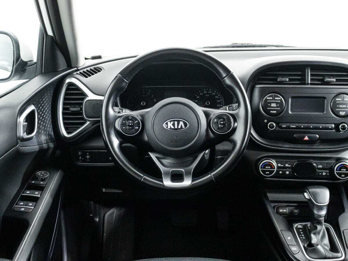 Купить Kia Soul с пробегом. Фото: #18