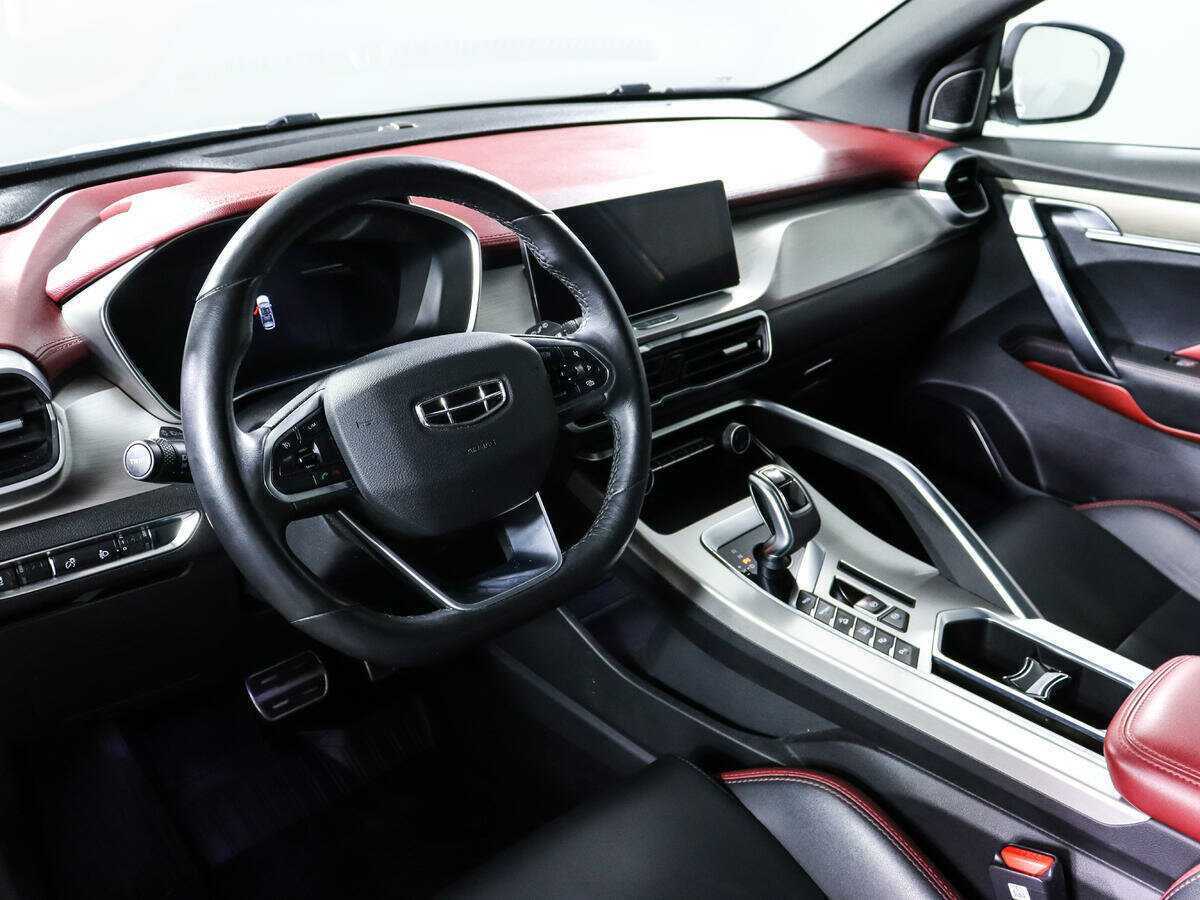 Купить Geely Coolray с пробегом. Фото: #11