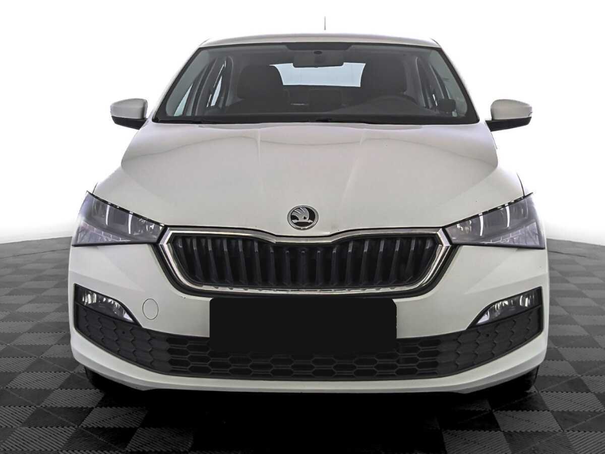 Купить Skoda Rapid с пробегом. Фото: #1