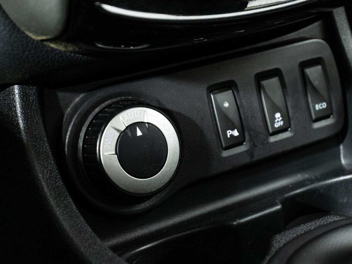 Купить Nissan Terrano с пробегом. Фото: #15