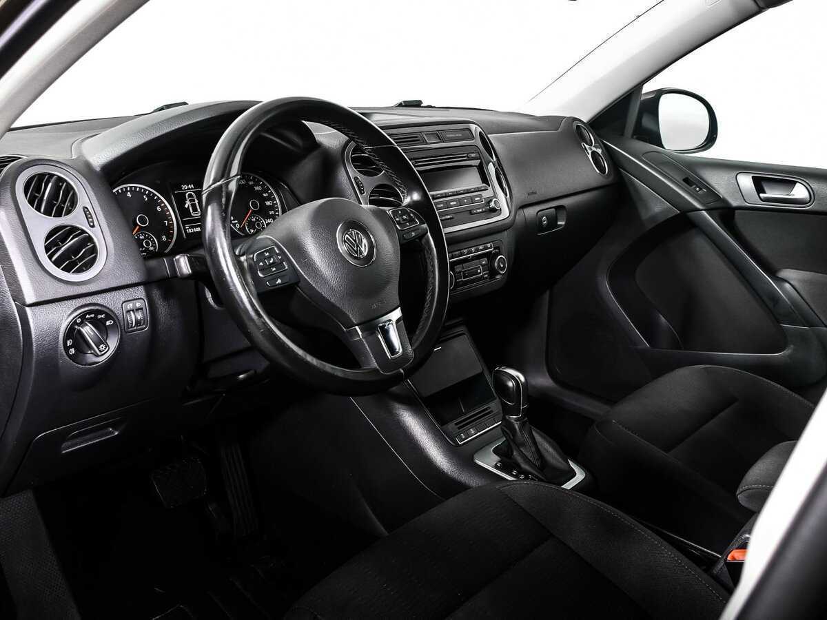 Купить Volkswagen Tiguan с пробегом. Фото: #11