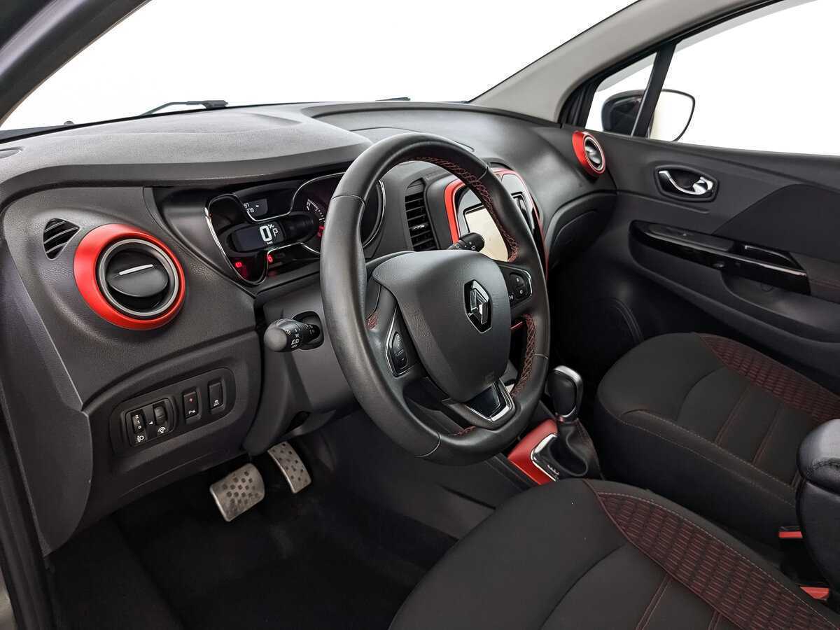 Купить Renault Kaptur с пробегом. Фото: #14