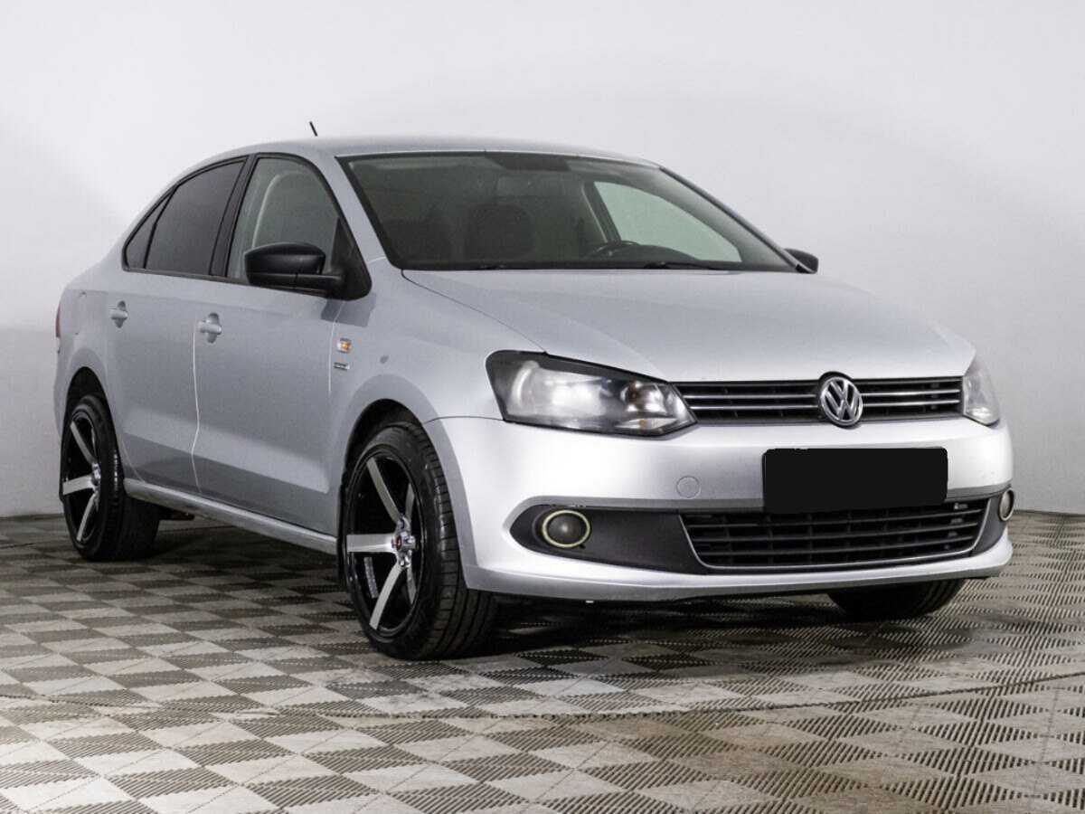 Купить Volkswagen Polo с пробегом. Фото: #2
