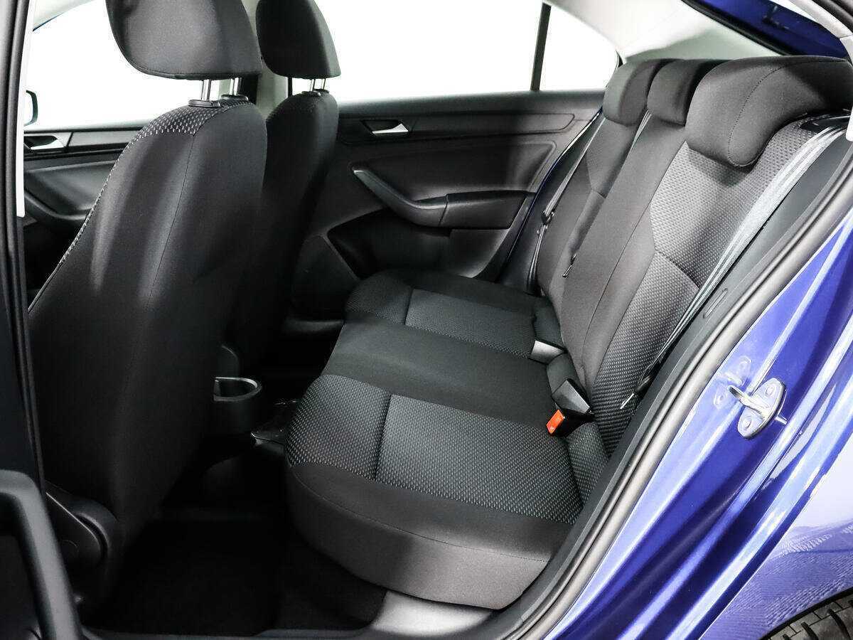 Купить Volkswagen Polo с пробегом. Фото: #8