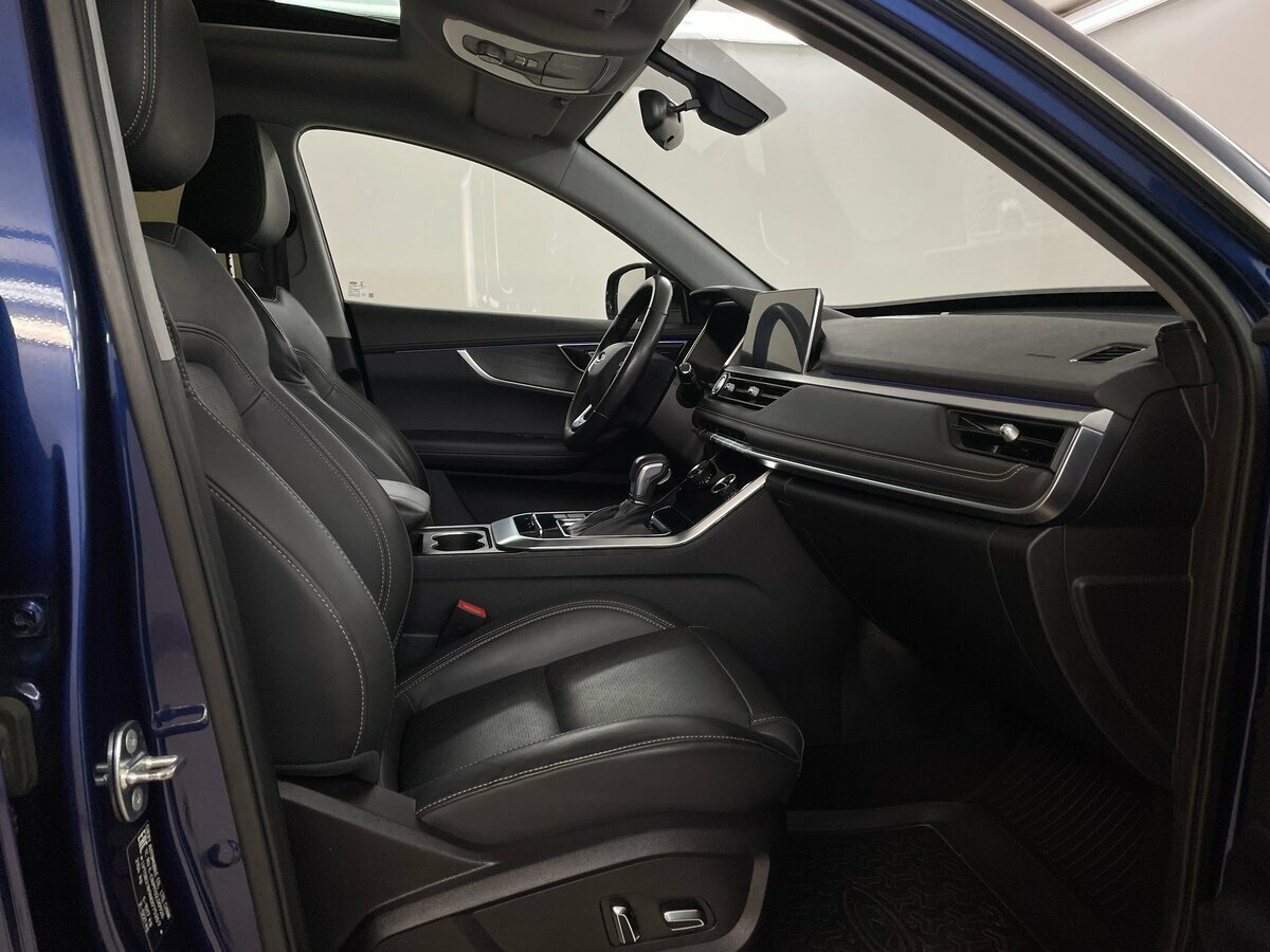 Купить Chery Tiggo 8 с пробегом. Фото: #11