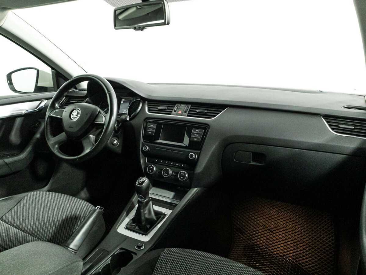 Купить Skoda Octavia с пробегом. Фото: #8