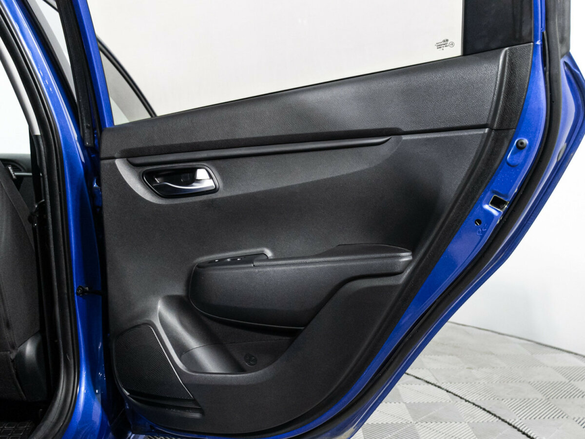 Купить Kia Rio с пробегом. Фото: #25