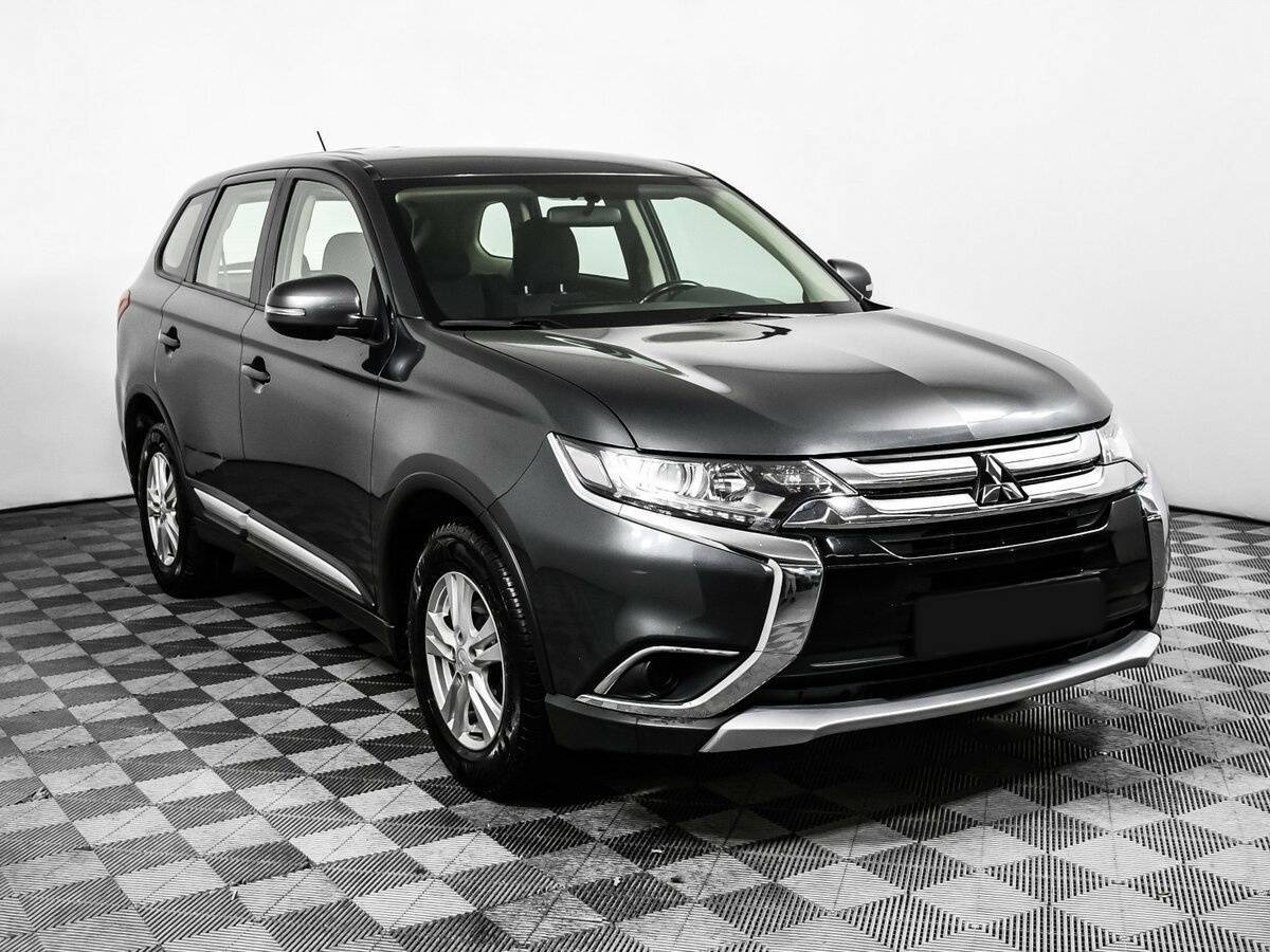 Купить Mitsubishi Outlander с пробегом. Фото: #2