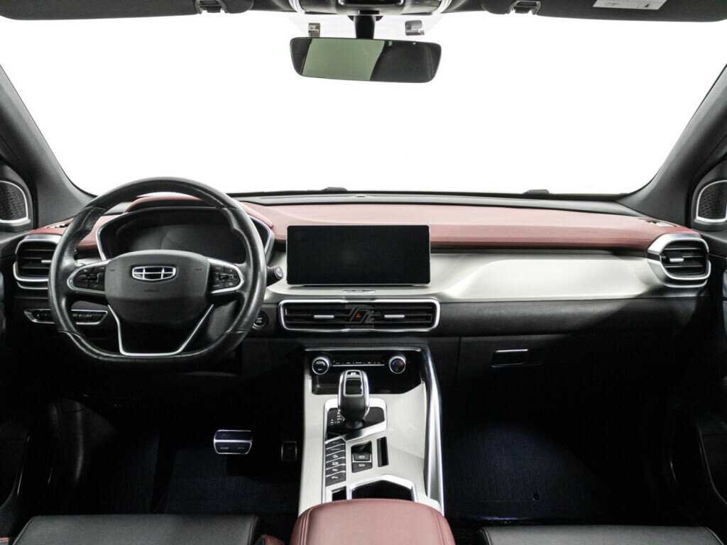 Купить Geely Coolray с пробегом. Фото: #11