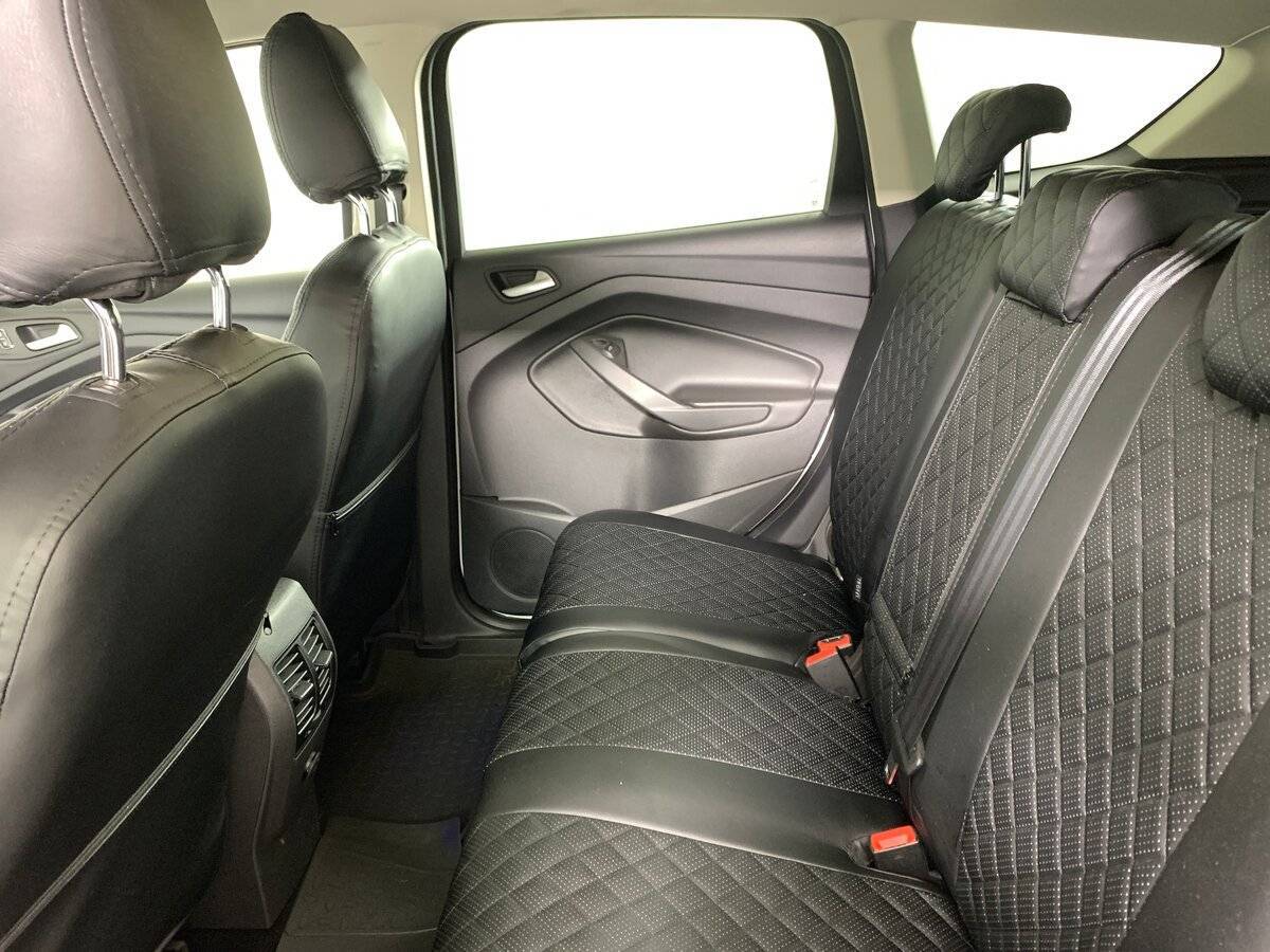 Купить Ford Kuga с пробегом. Фото: #17