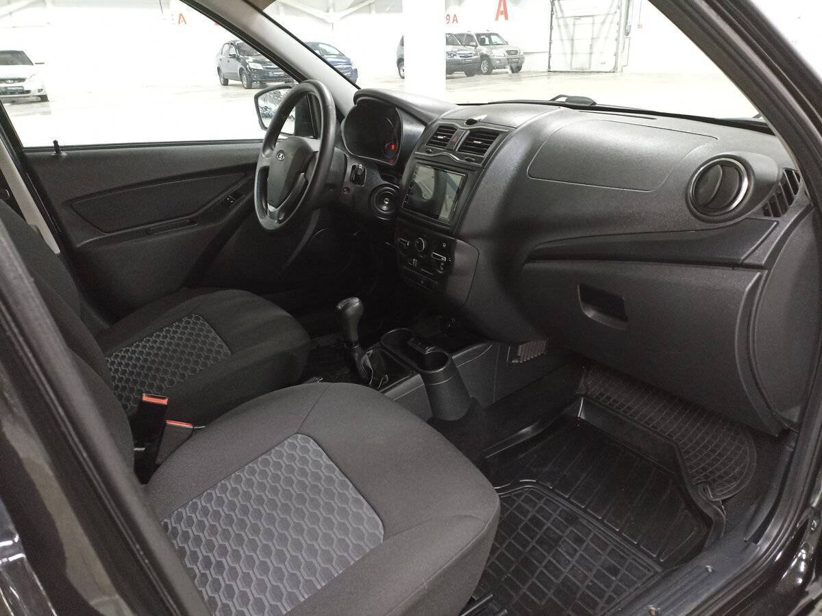 Купить Lada (ВАЗ) Granta с пробегом. Фото: #10