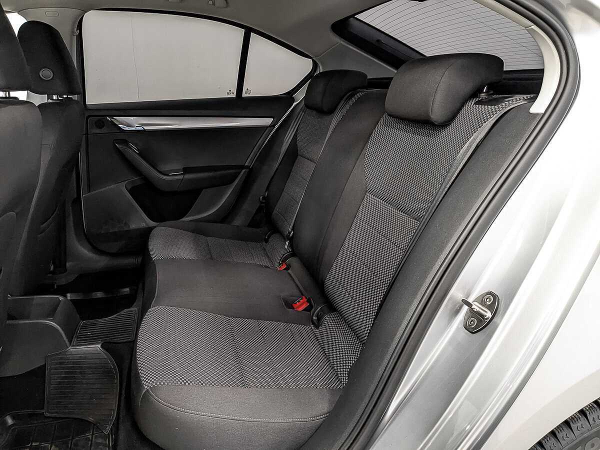 Купить Skoda Octavia с пробегом. Фото: #17