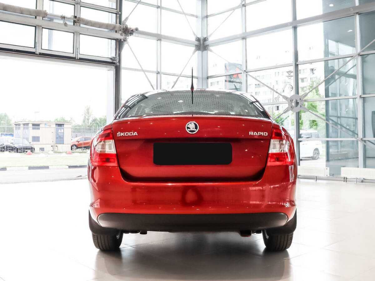 Купить Skoda Rapid с пробегом. Фото: #5