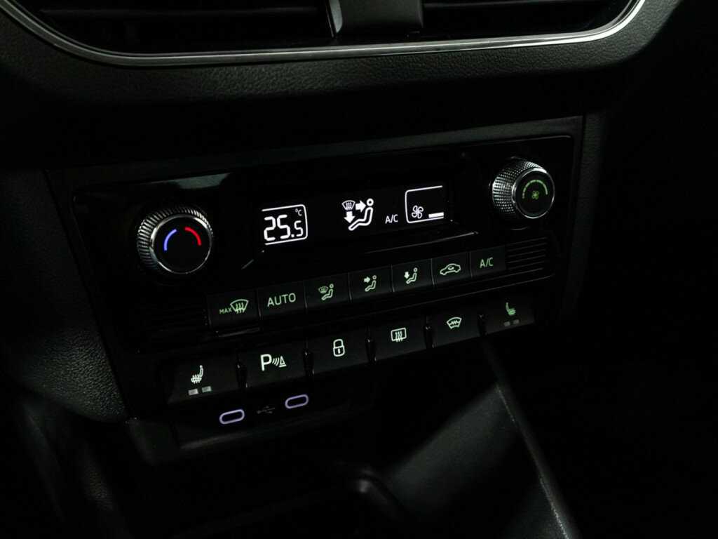 Купить Skoda Rapid с пробегом. Фото: #15