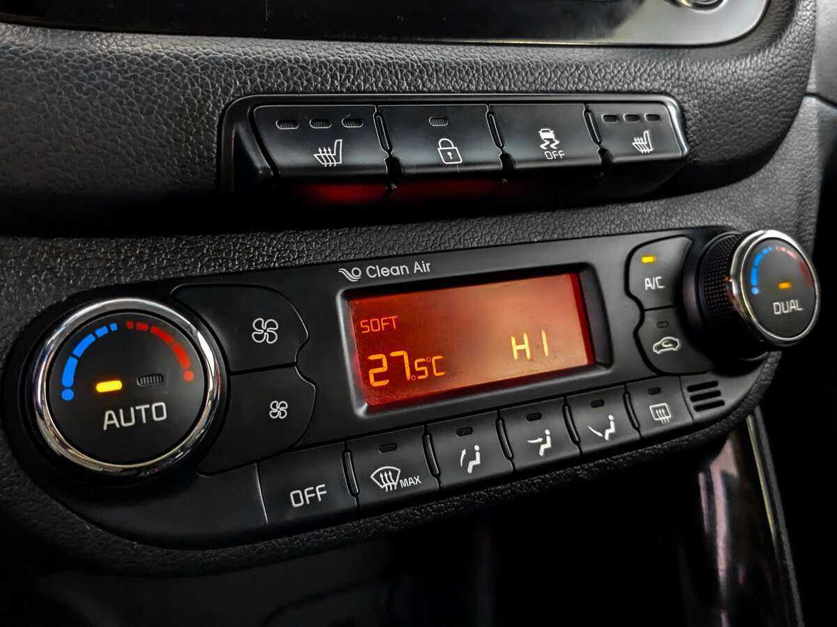 Купить Kia Ceed с пробегом. Фото: #20