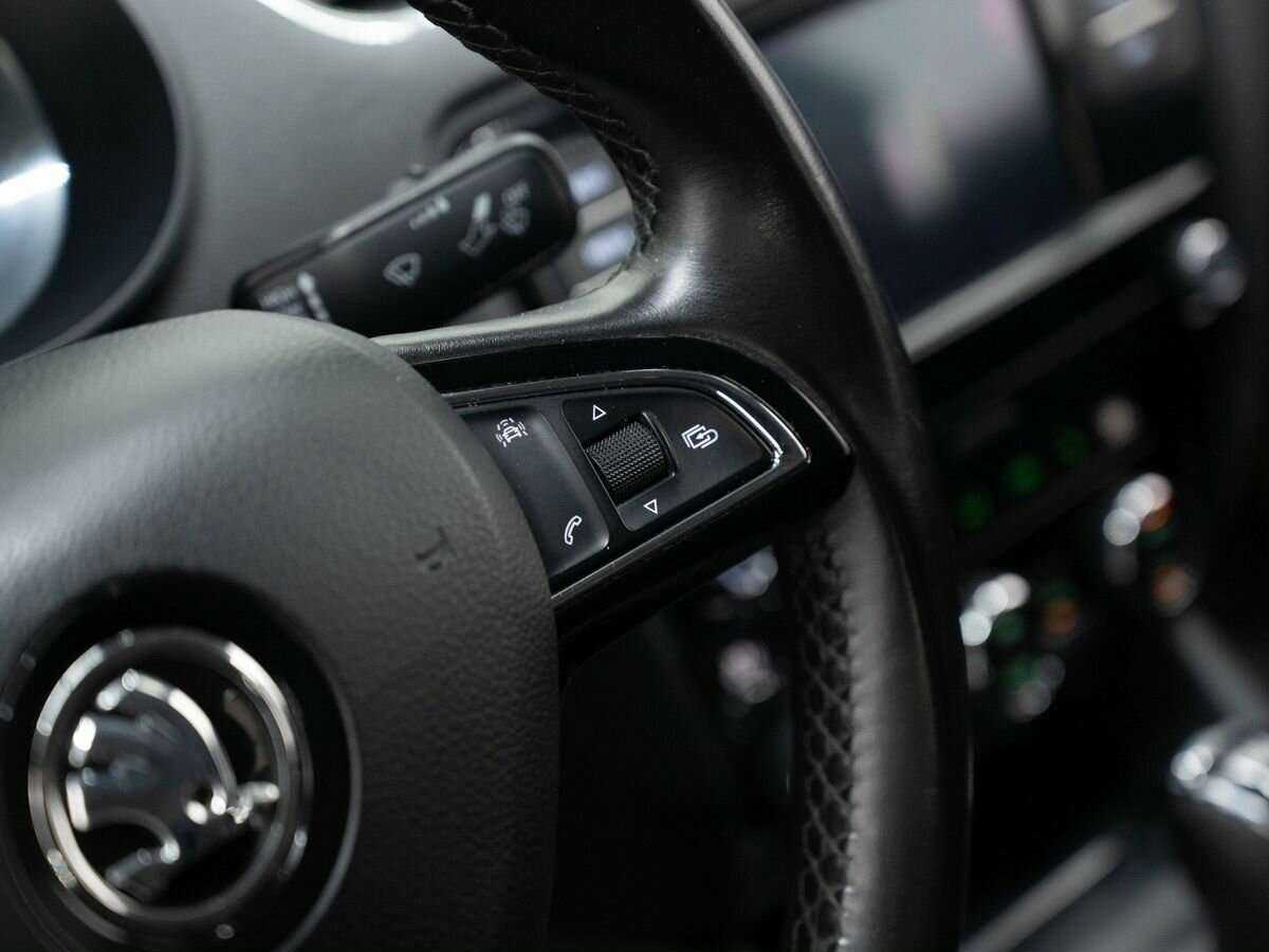 Купить Skoda Octavia с пробегом. Фото: #14