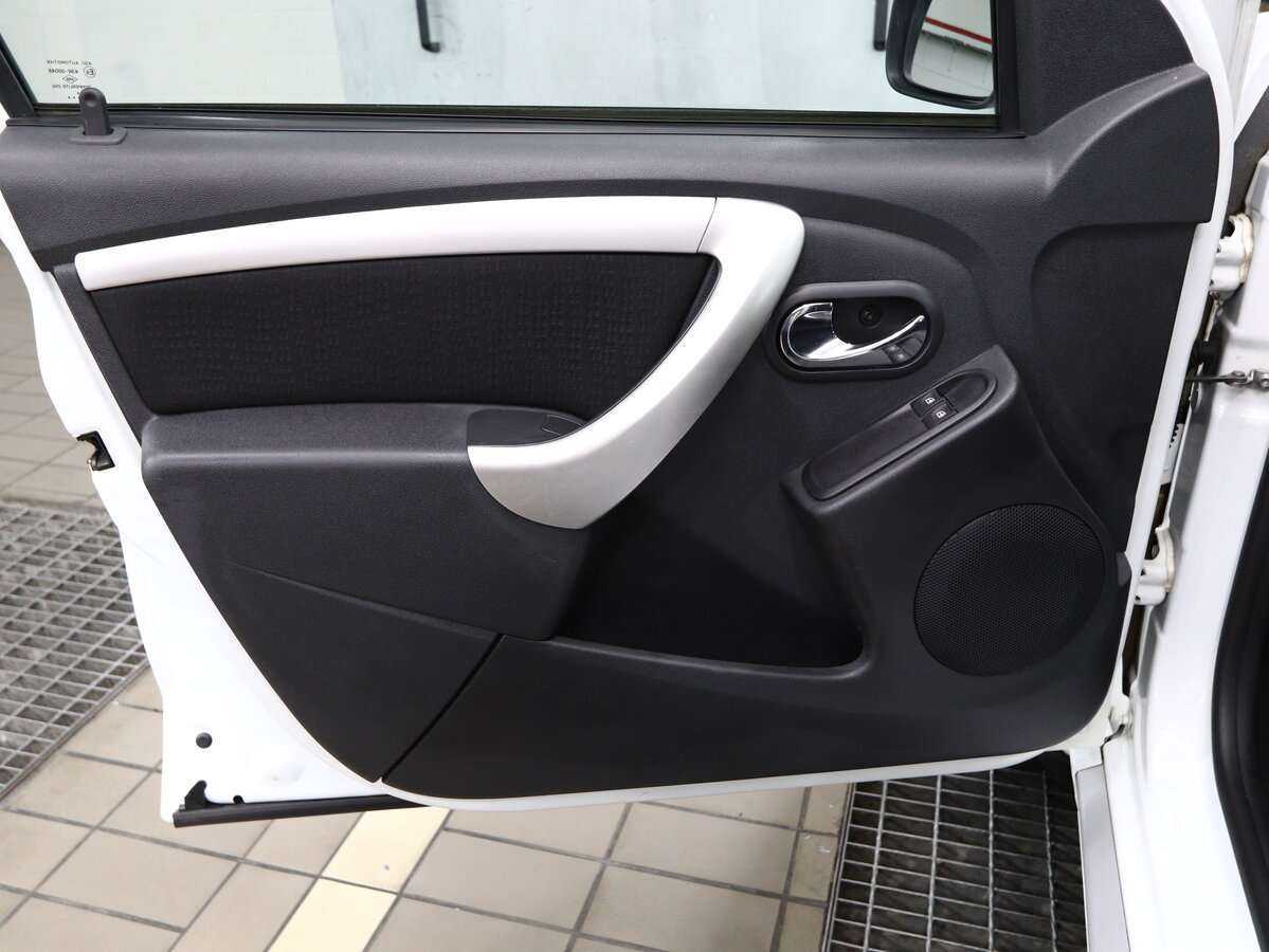 Купить Nissan Terrano с пробегом. Фото: #12