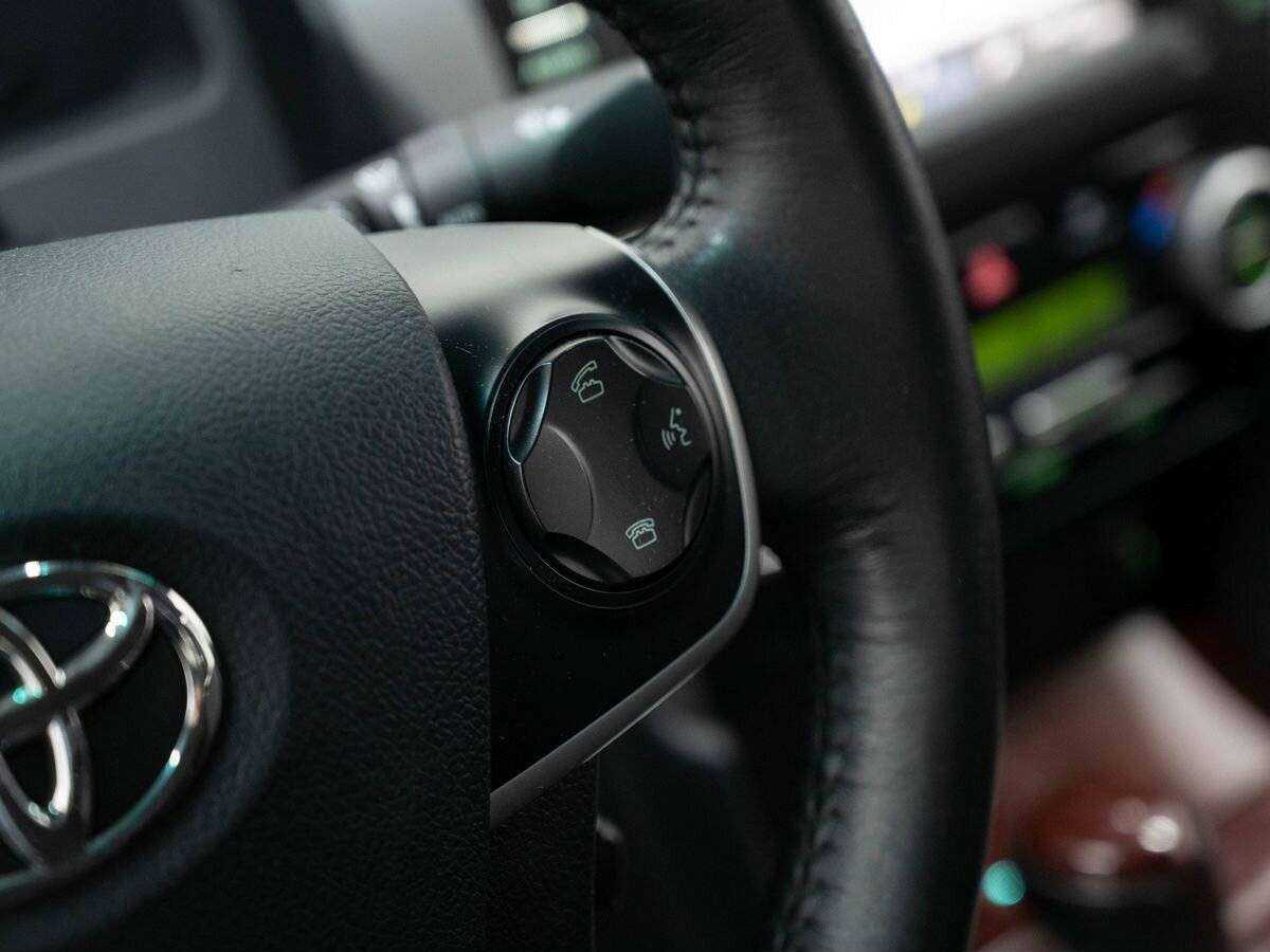 Купить Toyota Camry с пробегом. Фото: #19