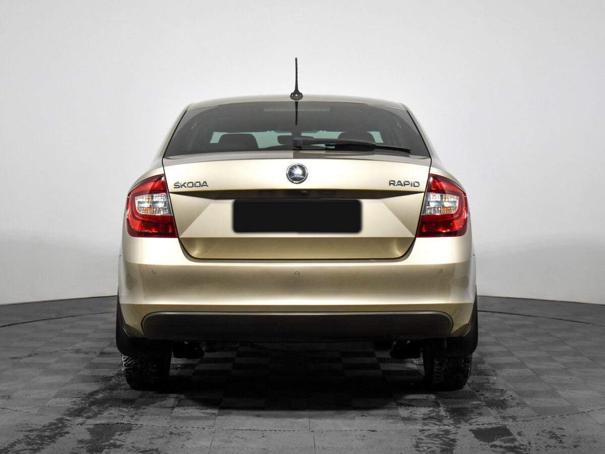 Купить Skoda Rapid с пробегом. Фото: #5