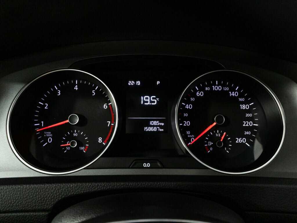 Купить Volkswagen Golf с пробегом. Фото: #11