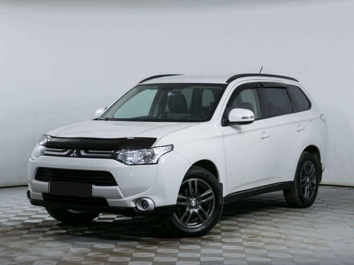 Купить Mitsubishi Outlander с пробегом. Посмотреть фото