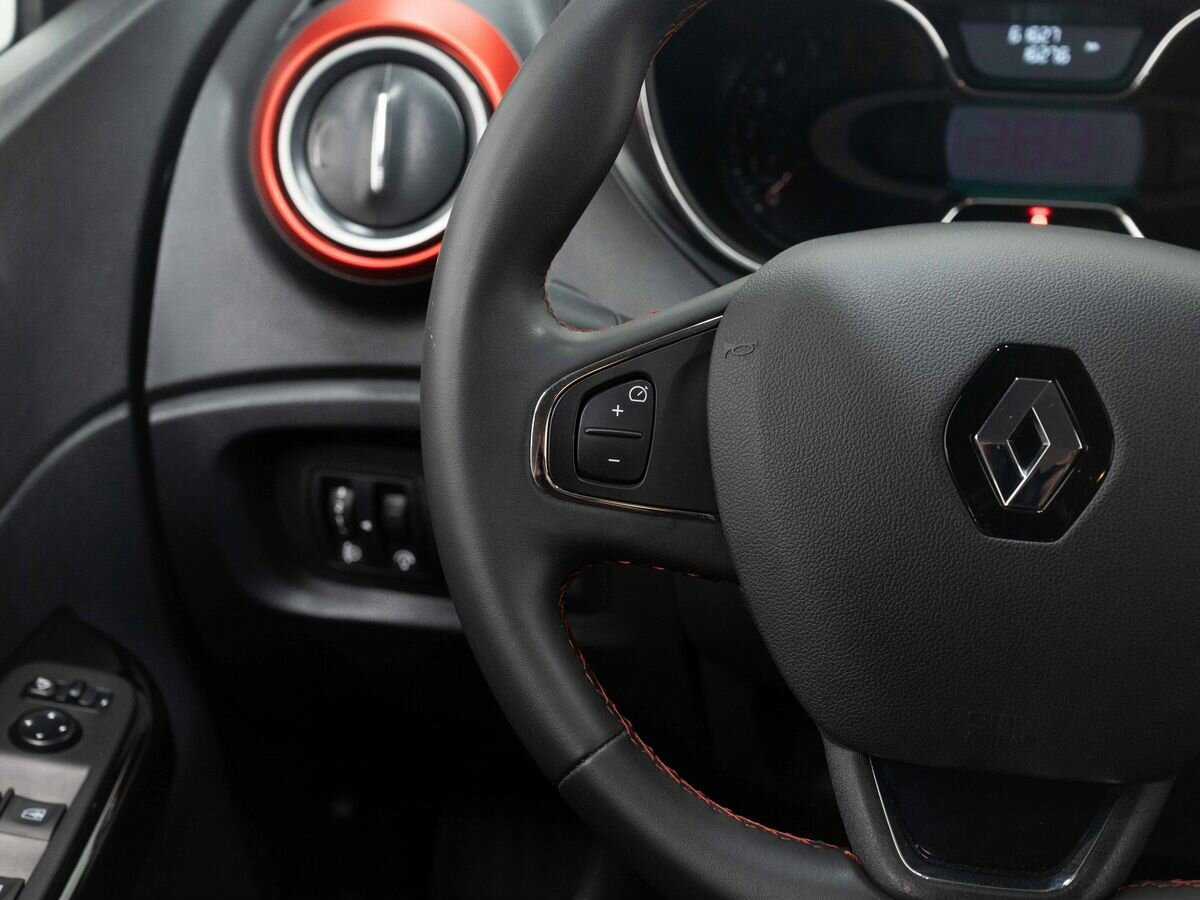 Купить Renault Kaptur с пробегом. Фото: #17