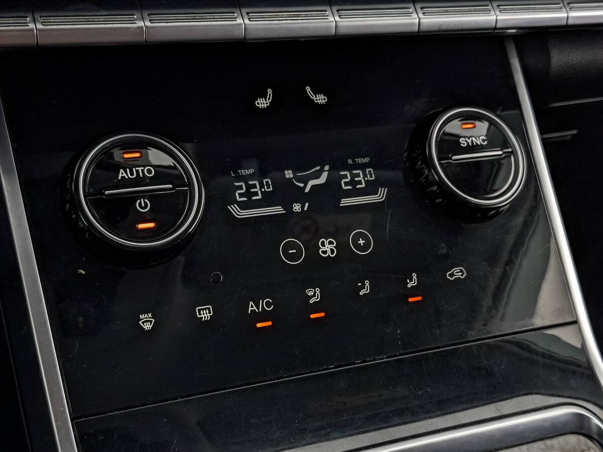 Купить Chery Tiggo 8 с пробегом. Фото: #19