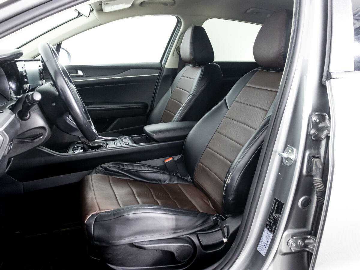 Купить Kia K5 с пробегом. Фото: #21