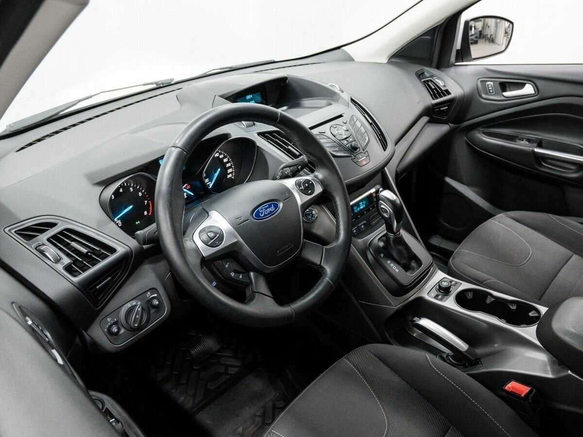 Купить Ford Kuga с пробегом. Фото: #12