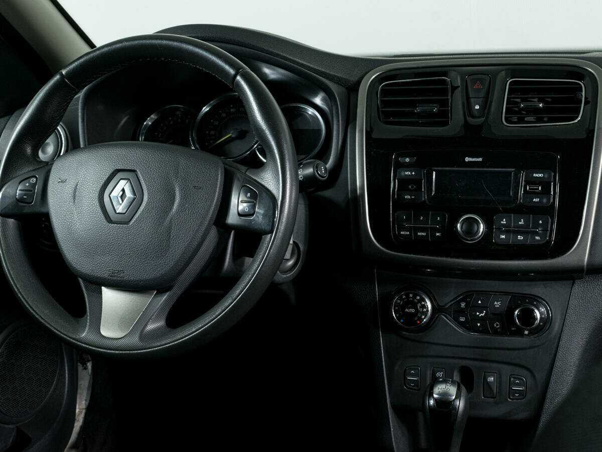 Купить Renault Sandero с пробегом. Фото: #10