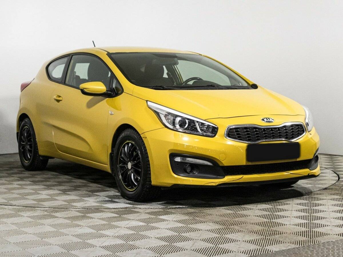 Купить Kia Ceed с пробегом. Фото: #2