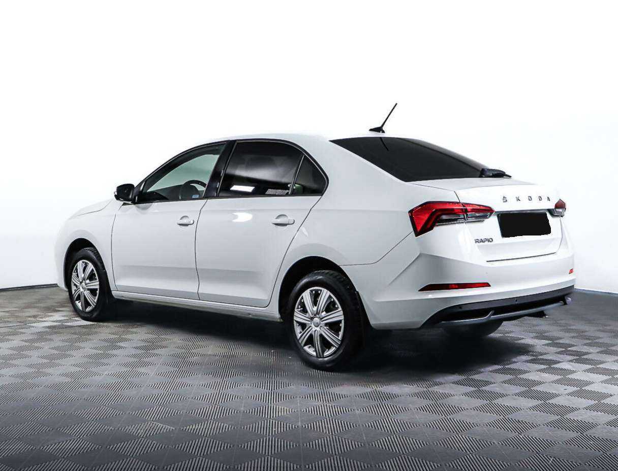 Купить Skoda Rapid с пробегом. Фото: #6