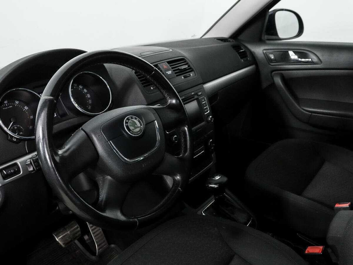 Купить Skoda Yeti с пробегом. Фото: #8