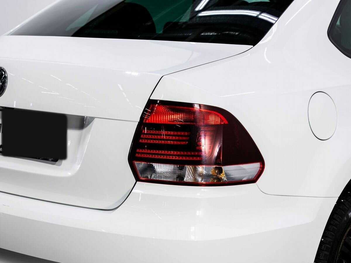 Купить Volkswagen Polo с пробегом. Фото: #24