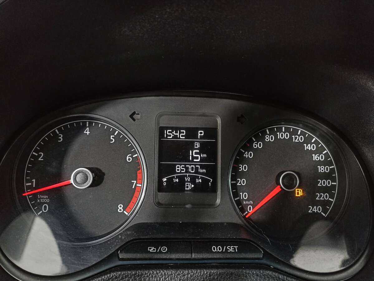 Купить Volkswagen Polo с пробегом. Фото: #9