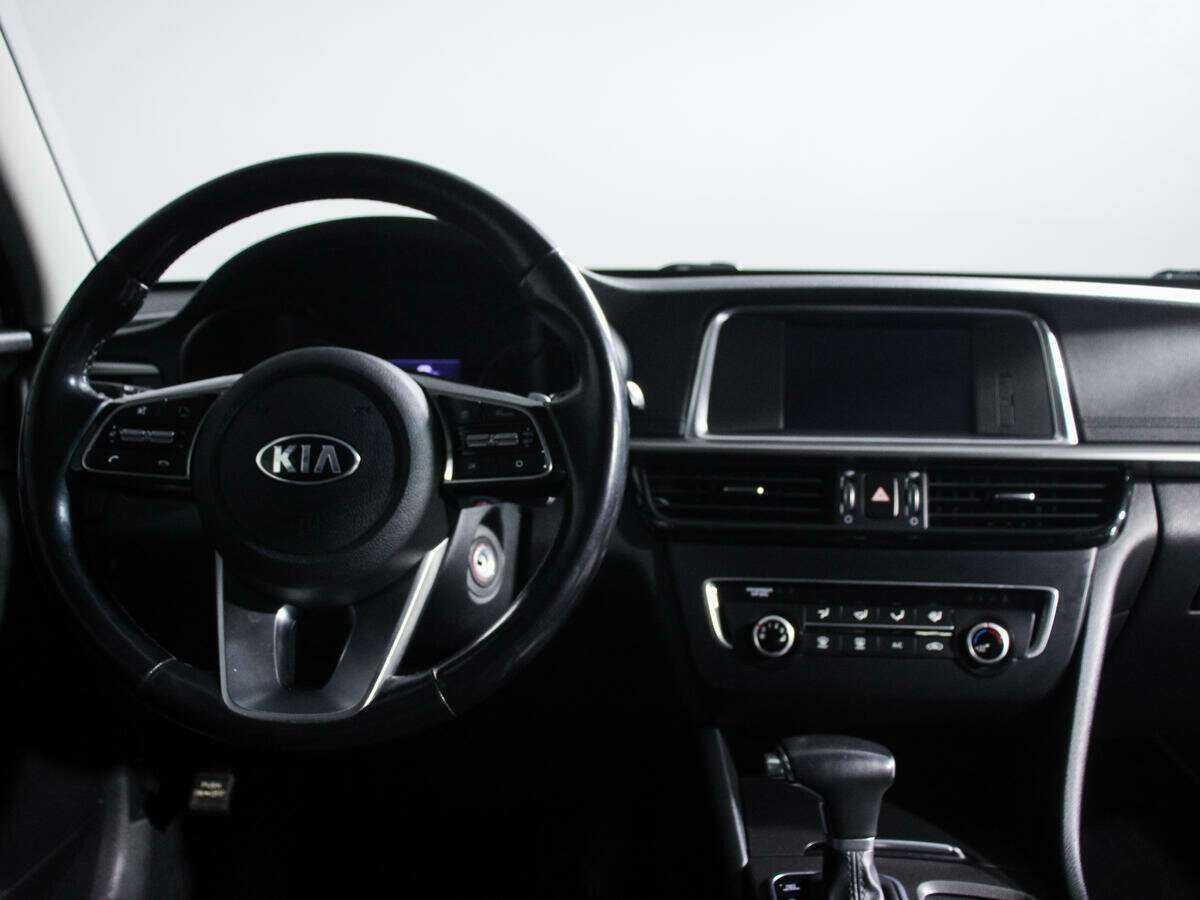 Купить Kia Optima с пробегом. Фото: #10