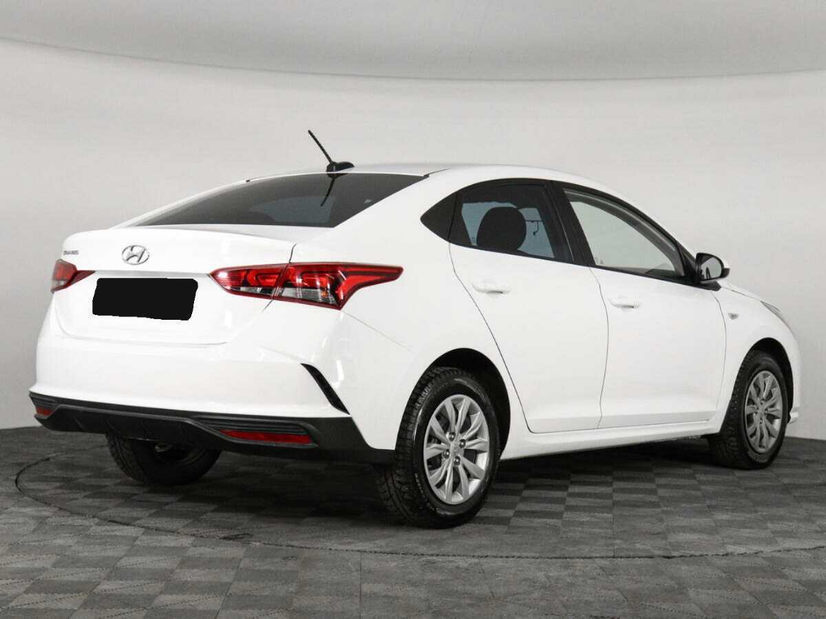 Купить Hyundai Solaris с пробегом. Фото: #4